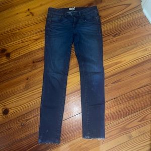 Vineyard Vines Women’s jeans- size 4